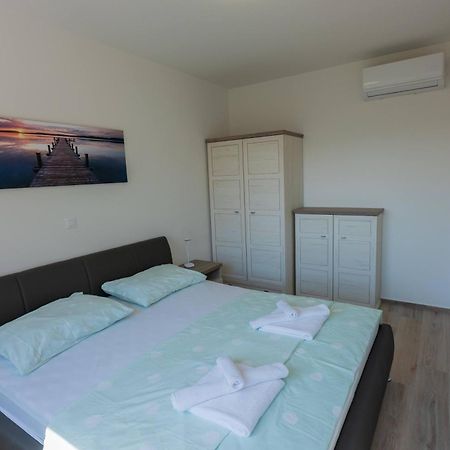 Three-Bedroom Premium Holiday Home Atmosfera With Private Pool&Sauna Водице Екстер'єр фото