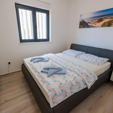 Three-Bedroom Premium Holiday Home Atmosfera With Private Pool&Sauna Водице Екстер'єр фото