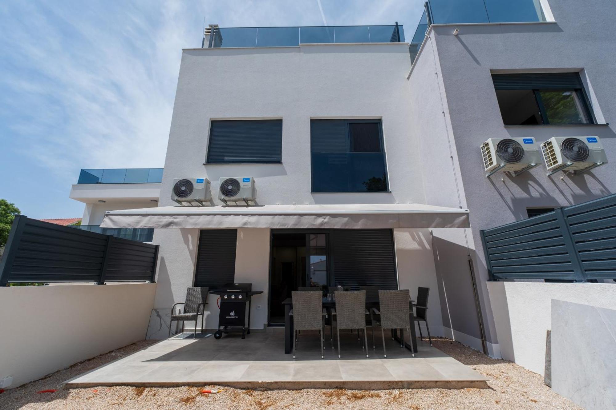 Three-Bedroom Premium Holiday Home Atmosfera With Private Pool&Sauna Водице Екстер'єр фото